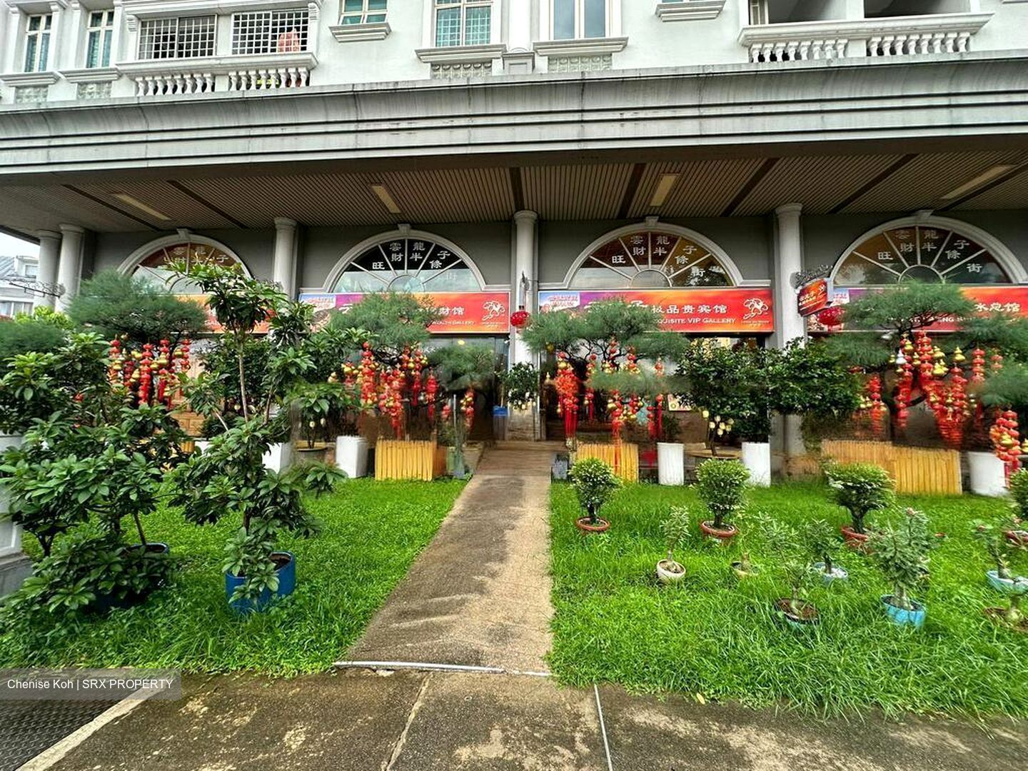 Lakeview Estate (D20), Retail #459153021